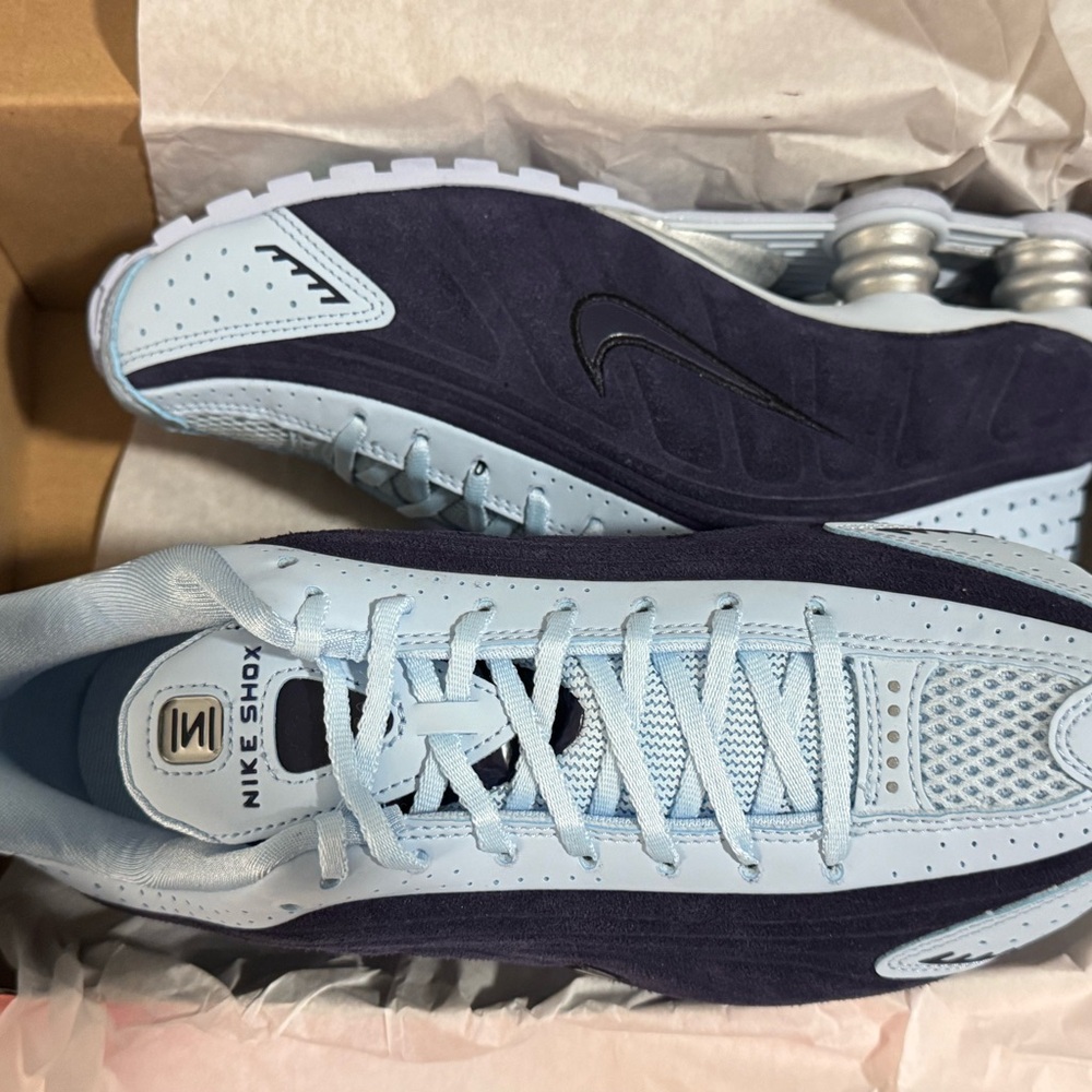 Nike Shox R4 Sz 8w Imperial Purple, Celestine Blue - Picture 3 of 7